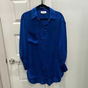 & merci high low button down blouse